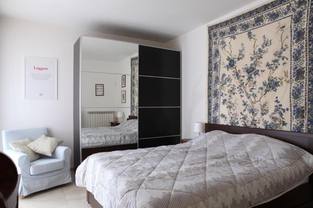 Terrace Apartment Close To Metro Station มิลาน ภายนอก รูปภาพ