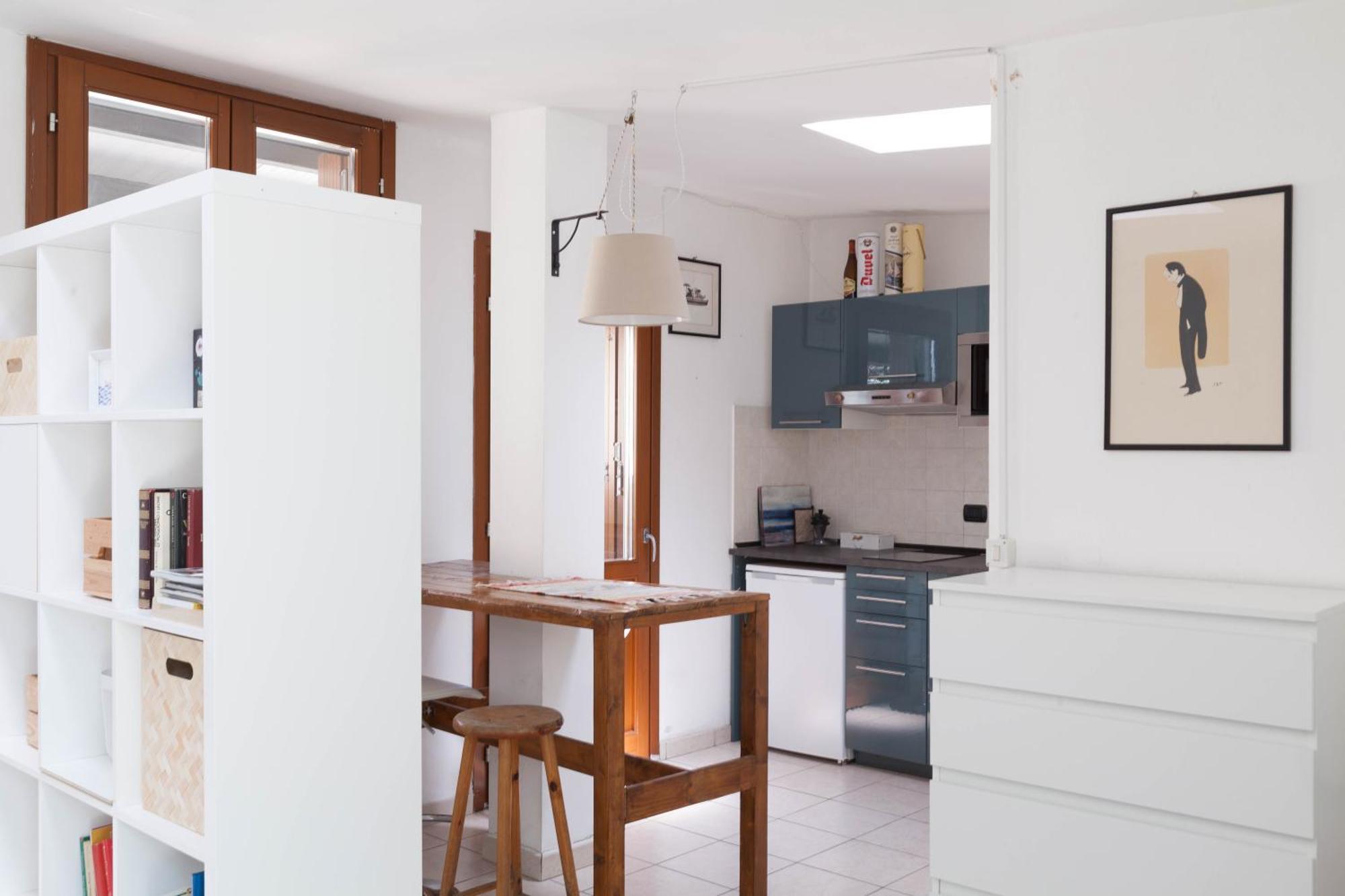 Terrace Apartment Close To Metro Station มิลาน ภายนอก รูปภาพ